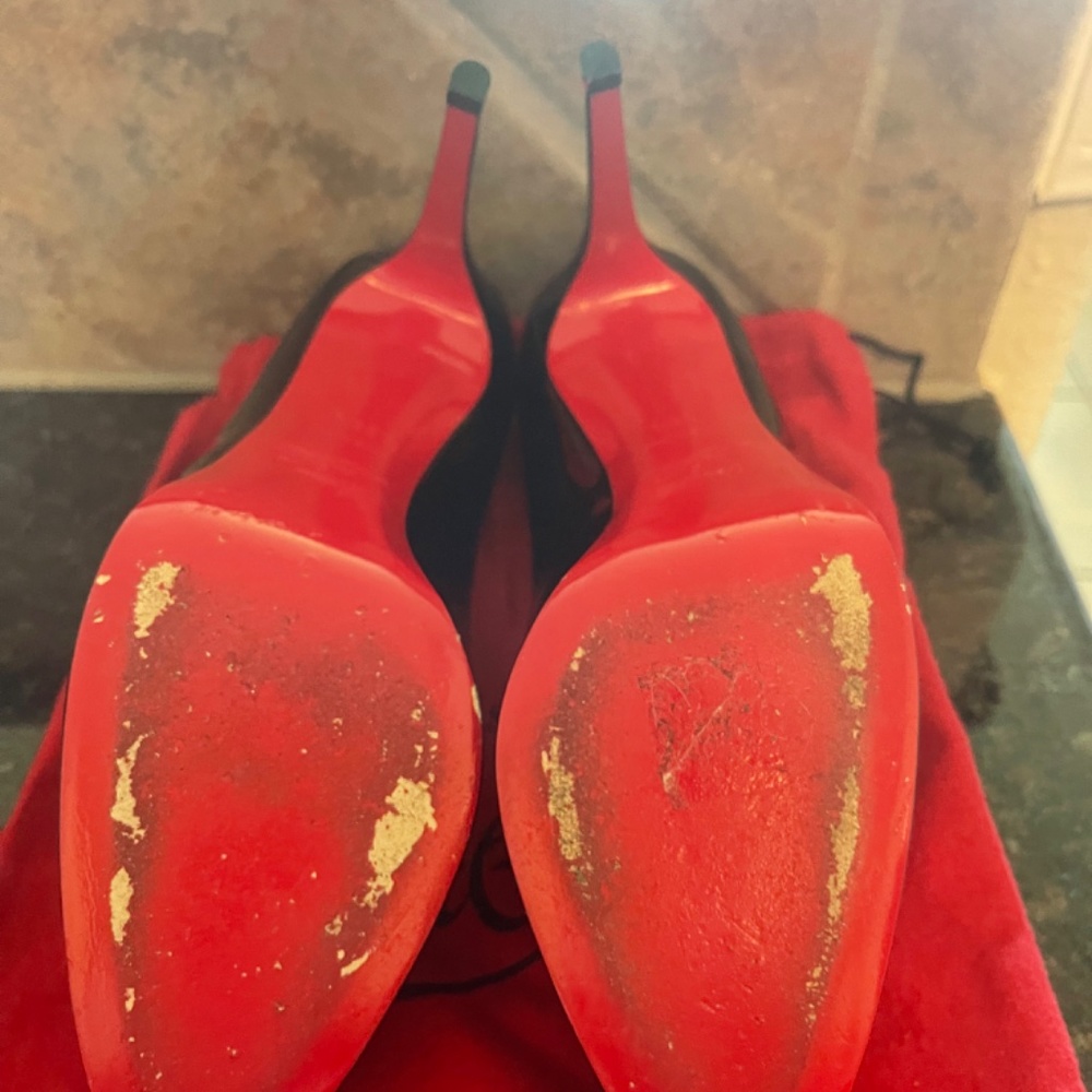 AUTHENTIC Christian Louboutin Black Heels - Picture 11 of 12